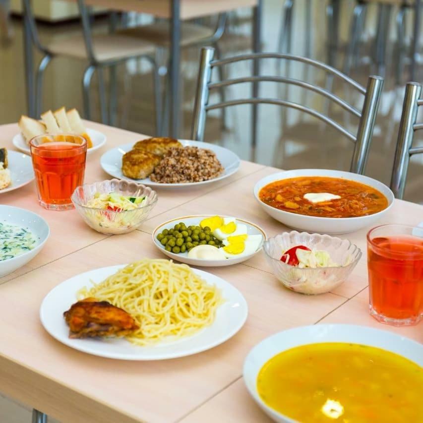 Sariya Hotel Kheivani Экстерьер фото
