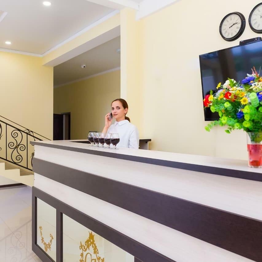 Sariya Hotel Kheivani Экстерьер фото